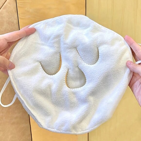 Hot Compress Face Towel Masks - Picture 2 of 4